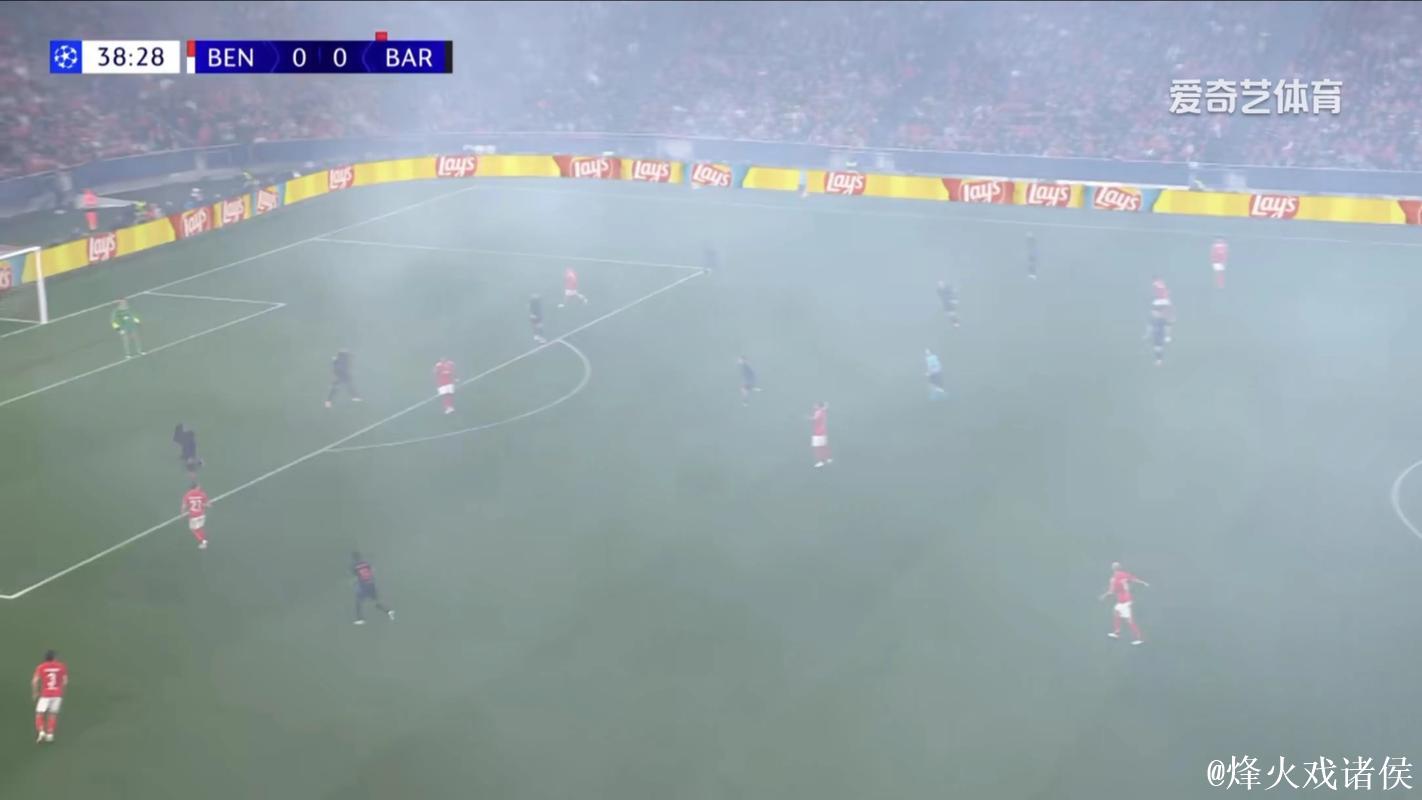 巴萨近16场比赛仅1次零封，防线表现堪忧